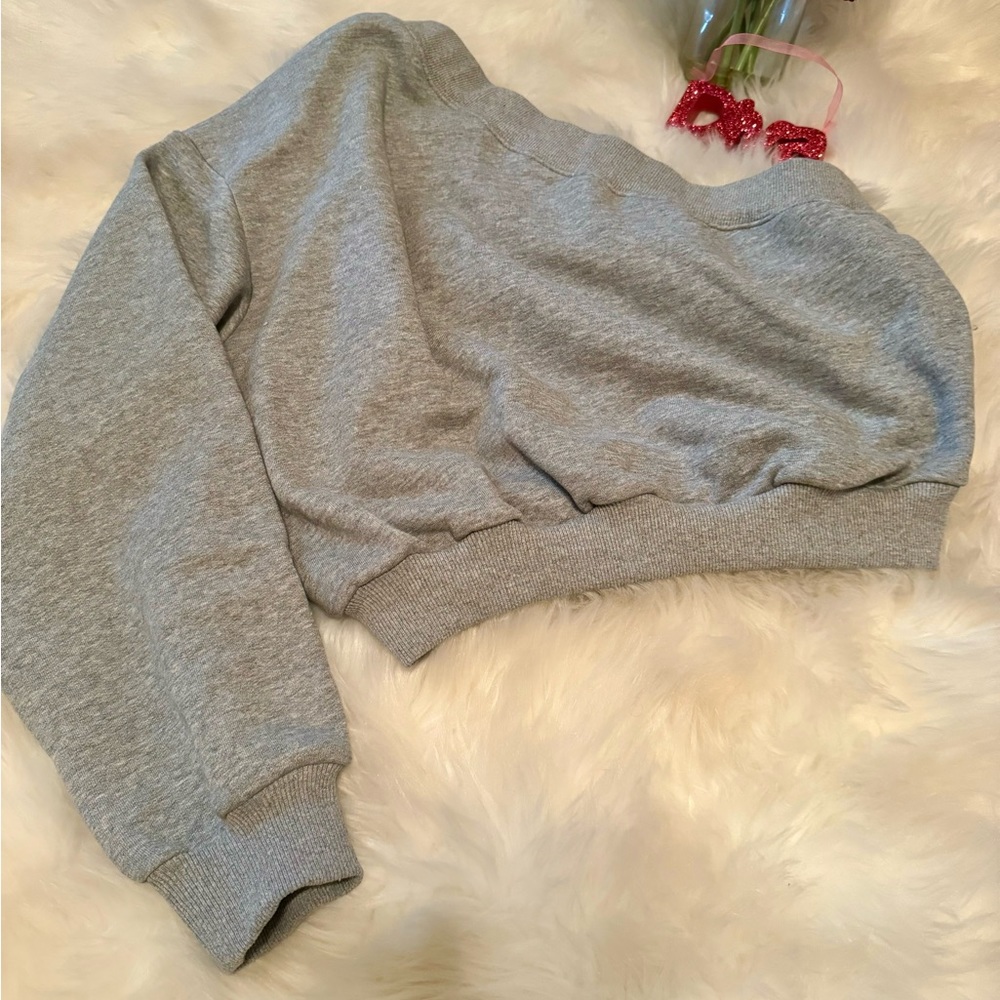 One should sweatshirt